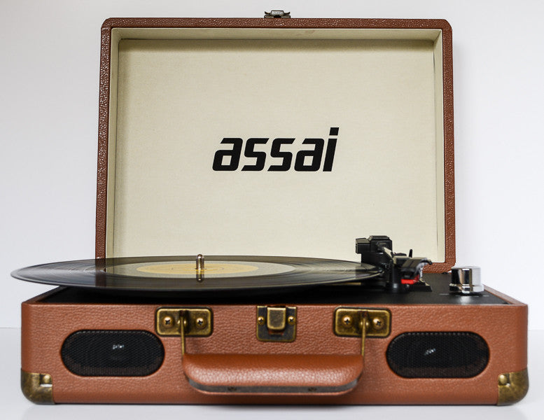 ASSAI Retro Style Tan Brown Suitcase Record Player Vinyl Turntable