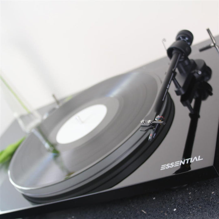 Pro-ject Essential III A Piano Black Turntable